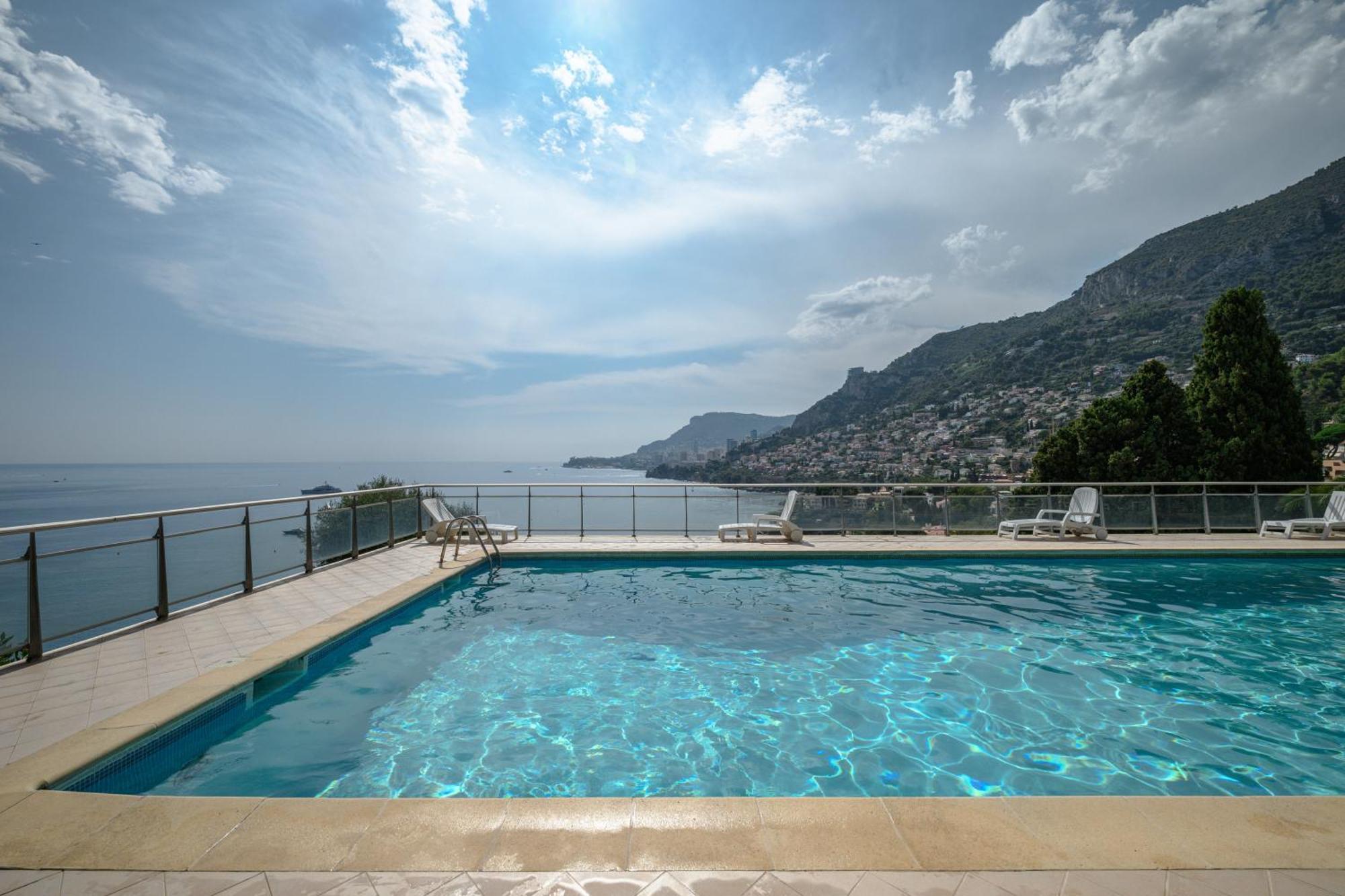 Le Coq Massolin Roquebrune-Cap-Martin Bagian luar foto